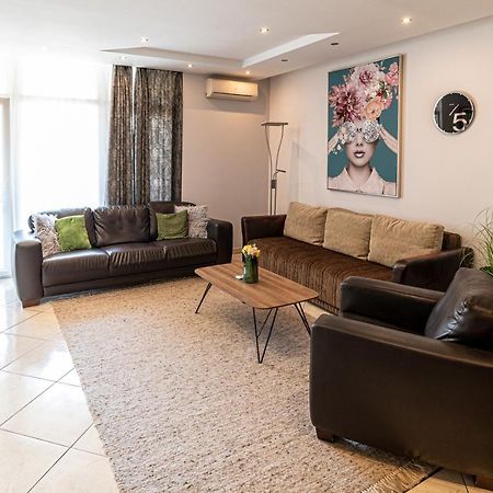 Elite Center Apartman Segedyn Zewnętrze zdjęcie