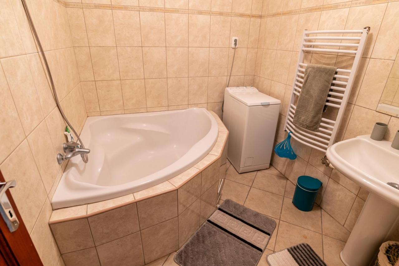 Elite Center Apartman Segedyn Zewnętrze zdjęcie